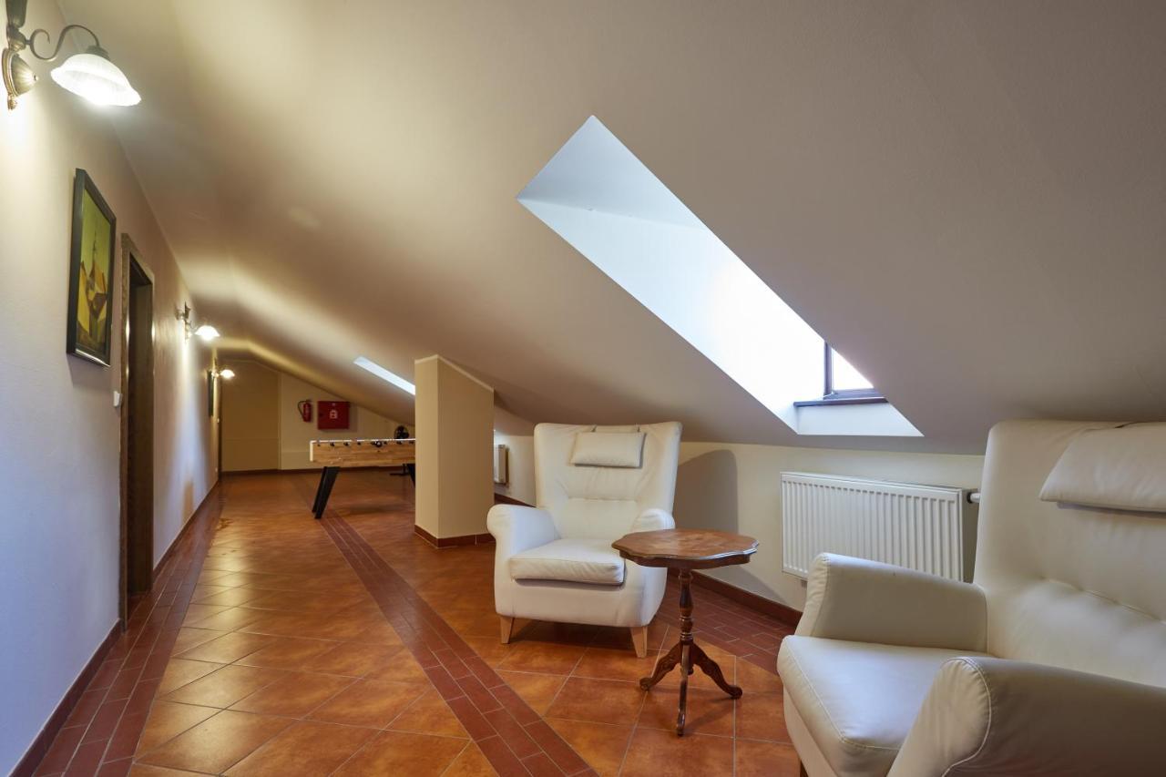 Vivaldi Apartments Микулов Екстериор снимка